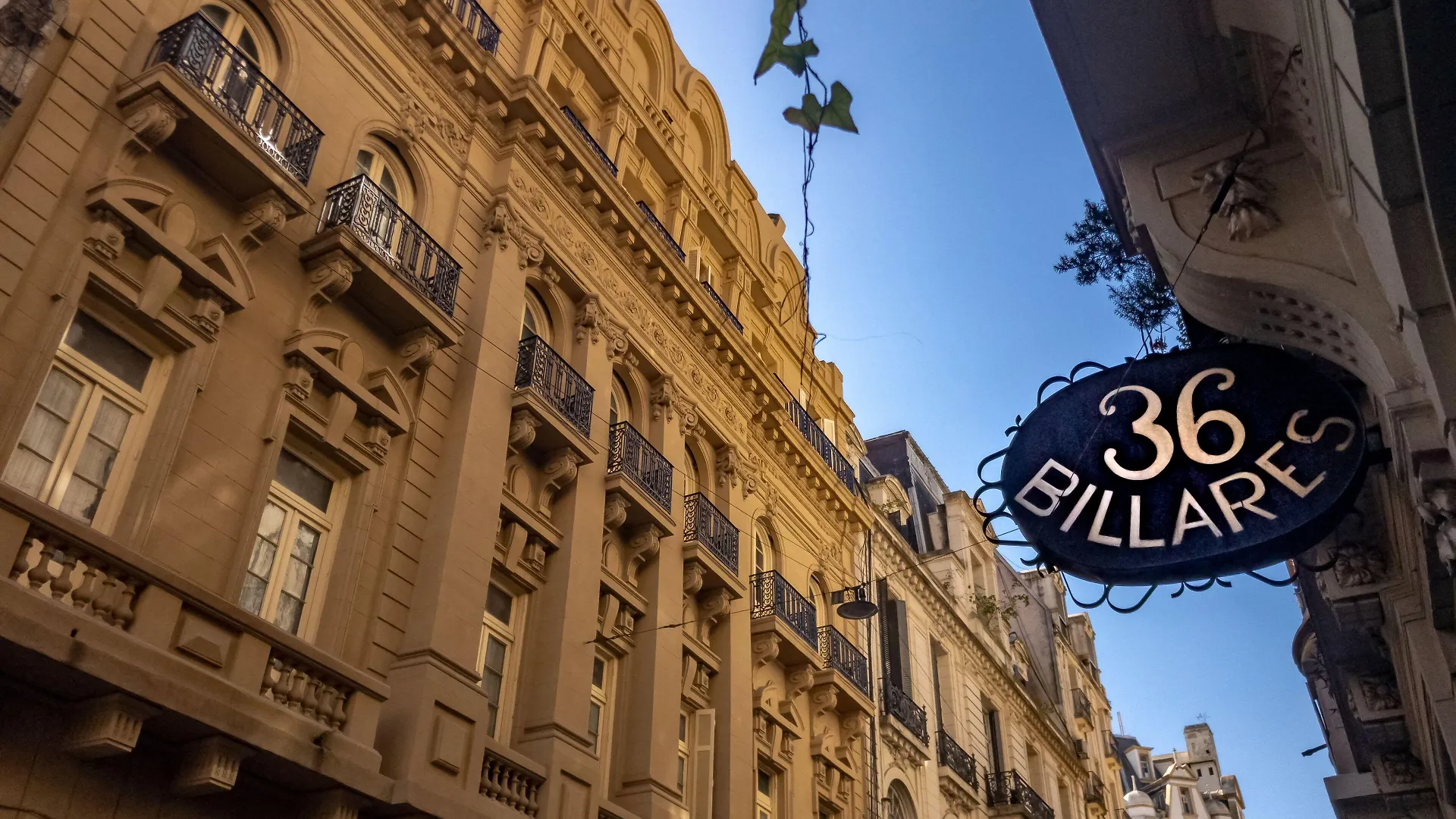 5 Hoteles Románticos en Avenida de Mayo que Vale la Pena Conocer