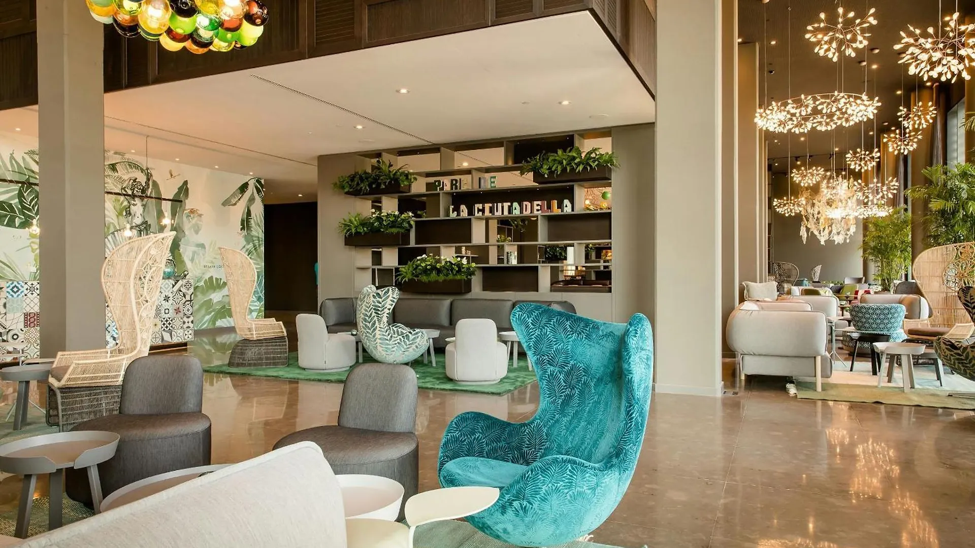 4 Hoteles de Playa en Barcelona que Merece la Pena Reservar