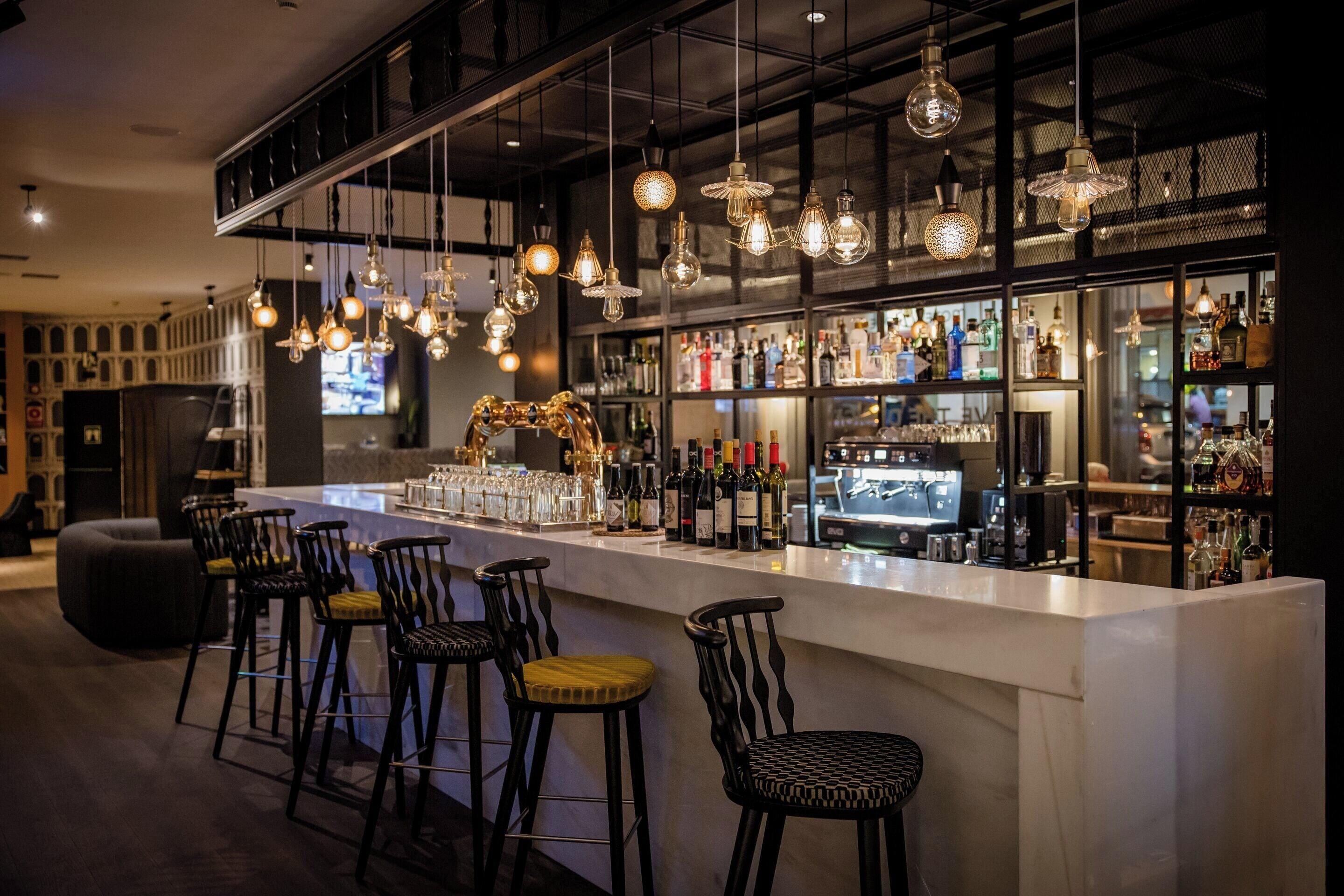 Dónde Alojarse en Malasaña: 5 Hoteles con Spa